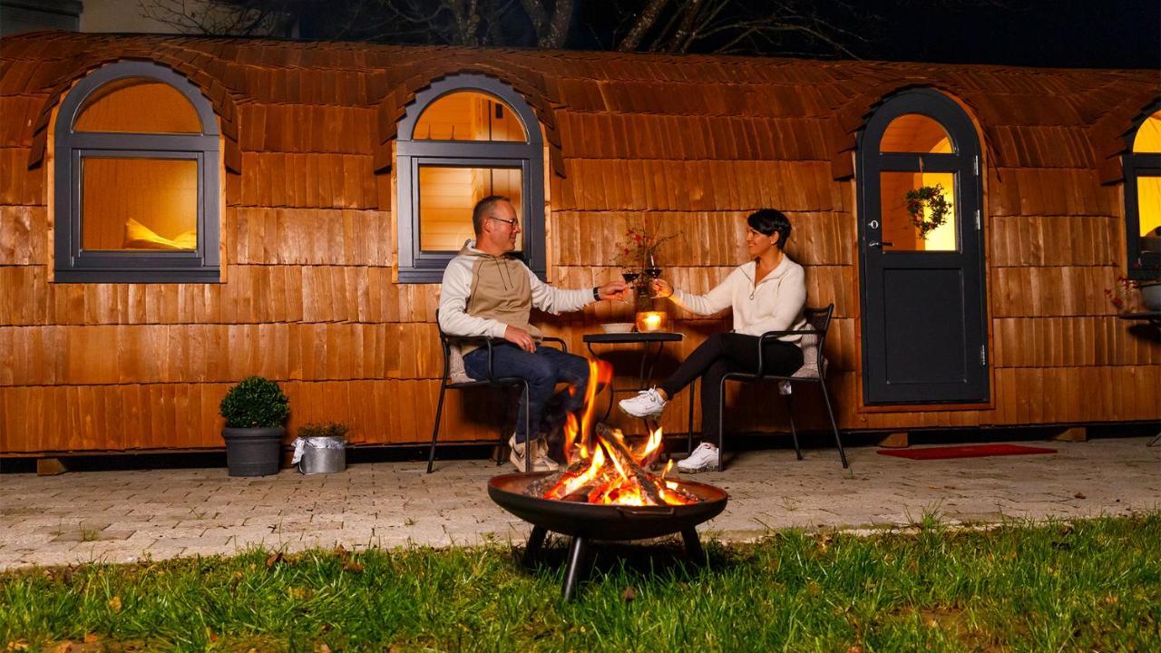 Auszeitgarten - Urlaub Im Tinyhaus Im Herzen Von Oberschwaben Aulendorf Zewnętrze zdjęcie